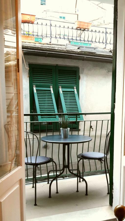 Taverna Del Capitano Rooms Вернацца Экстерьер фото
